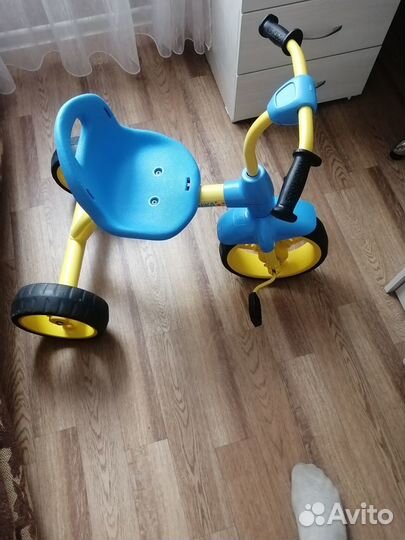 Детский трехколесный велосипед