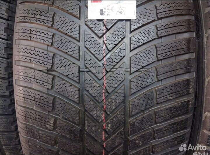 Bridgestone Blizzak LM-005 285/40 R21 и 315/35 R21 111V