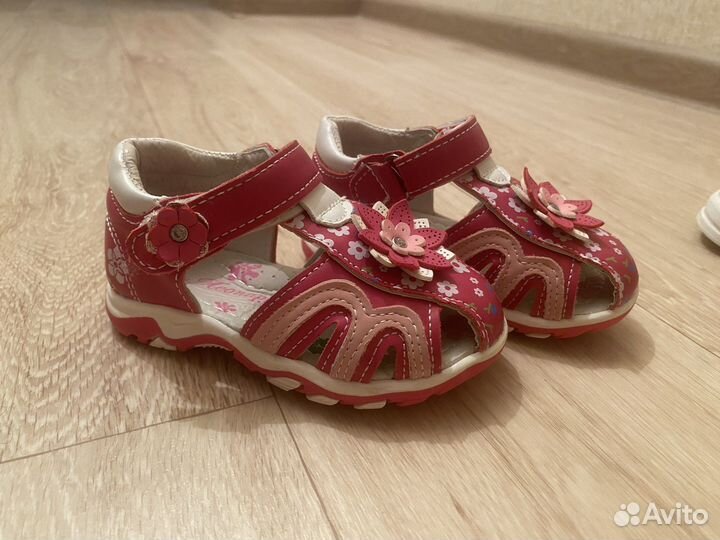 Босоножки для девочки