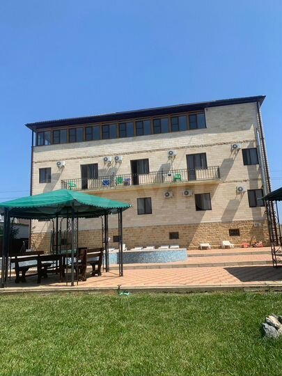 Дом 700 м² на участке 10 сот.