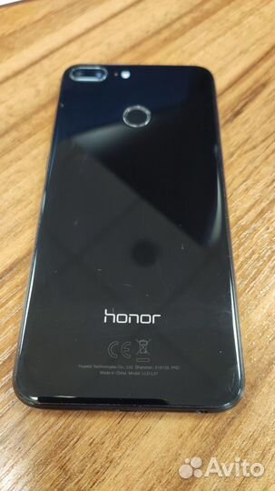 Телефон Honor 9 lite