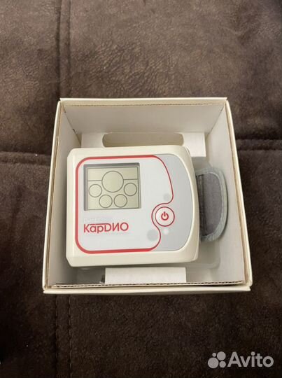 Аппарат для коррекции артериальногл давления