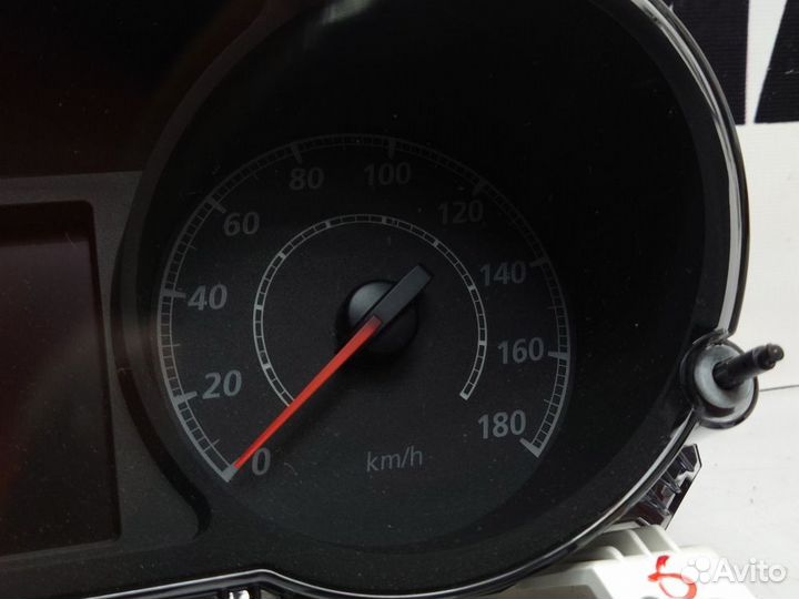 Цветная приборная панель Mitsubishi Outlander XL