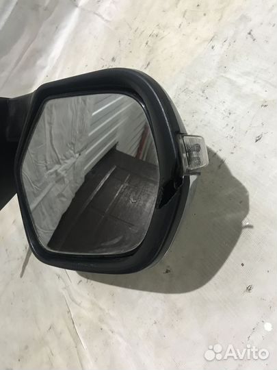 Зеркало левое электрическое Mitsubishi Pajero Spor