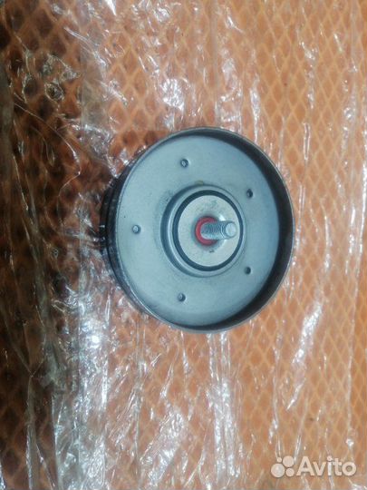 Натяжной ролик Audi A4 Iv B8 cdnk 2010