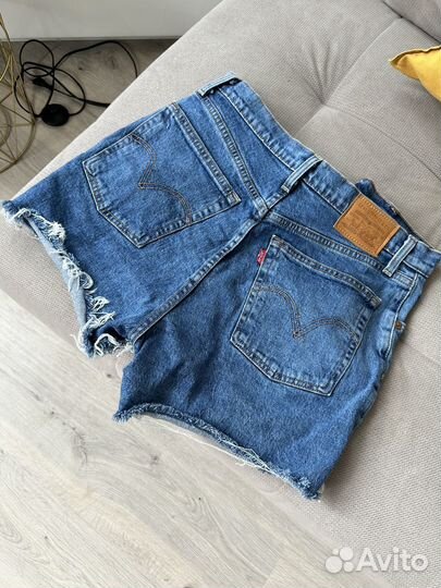 Женские джинсовые шорты Levis