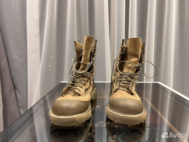 Обувь для туризма и тактики