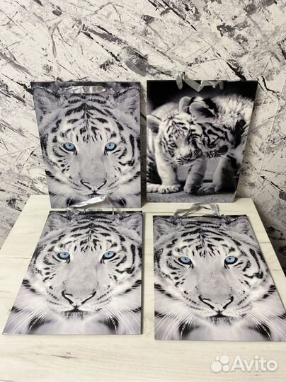 Большой подарочный пакет