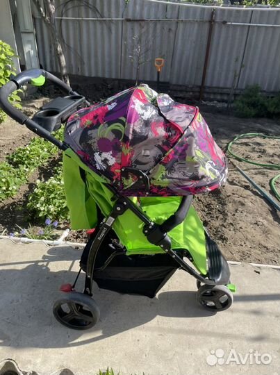 Коляска прогулочная