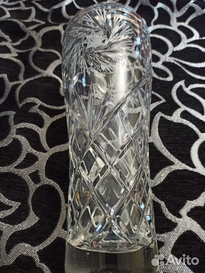 Большая хрустальная ваза