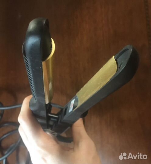 Итальянская плойка L’Arte. Щипцы для завивки