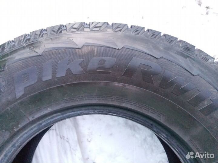 Hankook I'Pike RW11 275/70 R16 114T