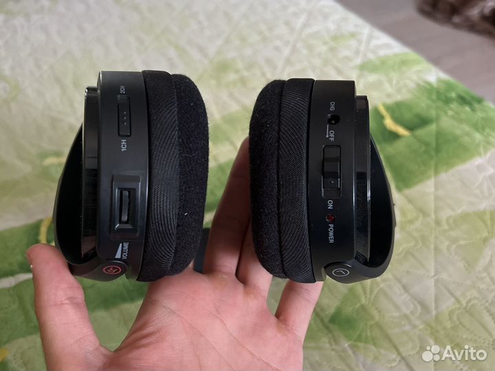 Беспроводные наушники Sony