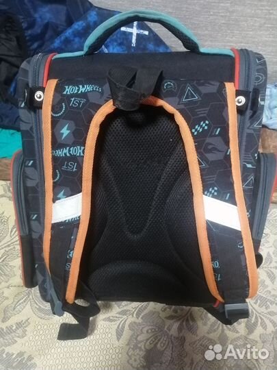 Школьный рюкзак