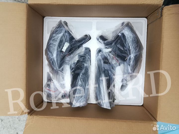 Задние фонари Toyota Land Cruiser 200 07-15 Черные