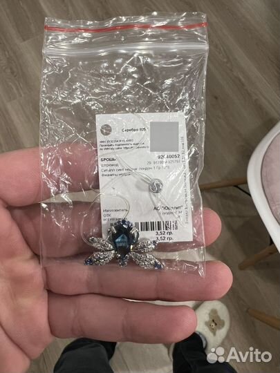 Серебрянная брошь соколов