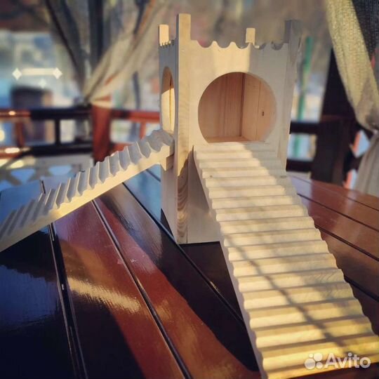 Домик-башня для грызунов или карликовых кроликов