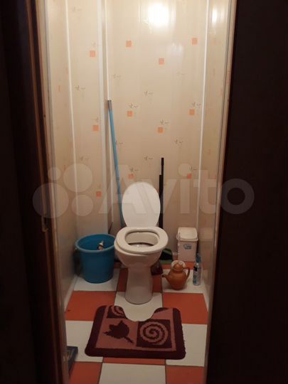 4-к. квартира, 100 м², 1/2 эт.