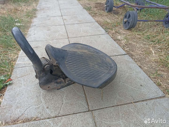 Сидение лягушка