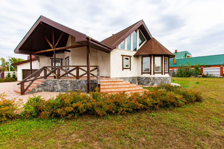 Коттедж 322 м² на участке 14,5 сот.