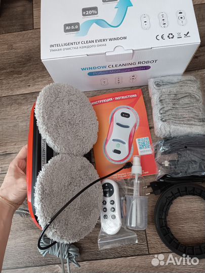 Робот мойщик окон с авто распылением новый