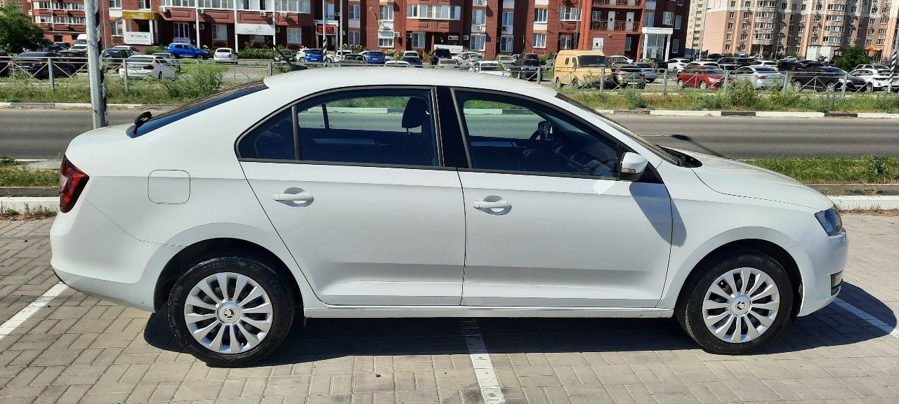 Skoda Rapid: фото владельца