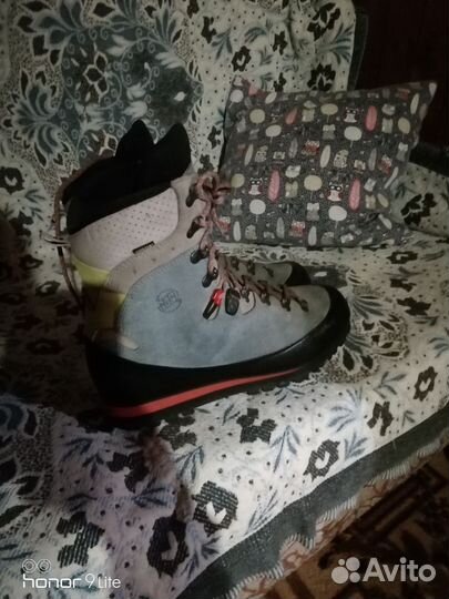 Парапланеродное оборудование