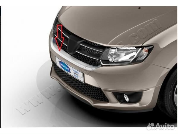 Накладка на решетку радиатора Renault Logan (20