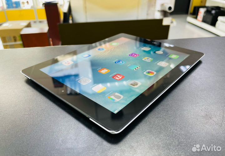 iPad 3 Wi-Fi + Cellular 32Gb