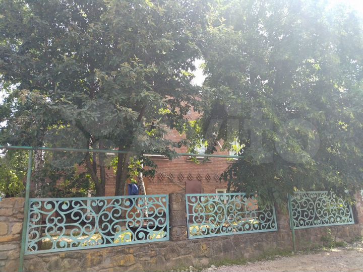 Дом 257,2 м² на участке 7 сот.