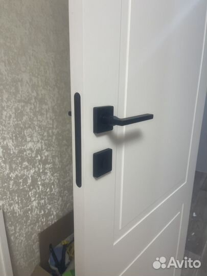 Установка межкомнатных дверей