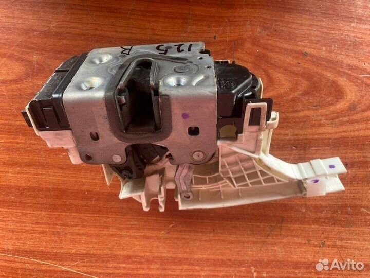 Замок двери передний правый Wv Crafter фургон cktb