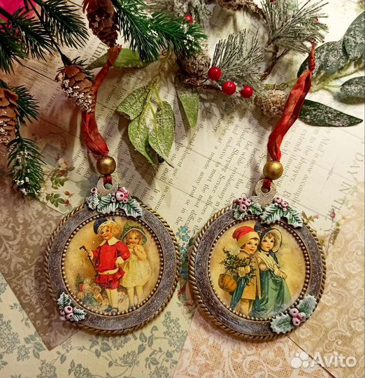 Новогодние елочные игрушки