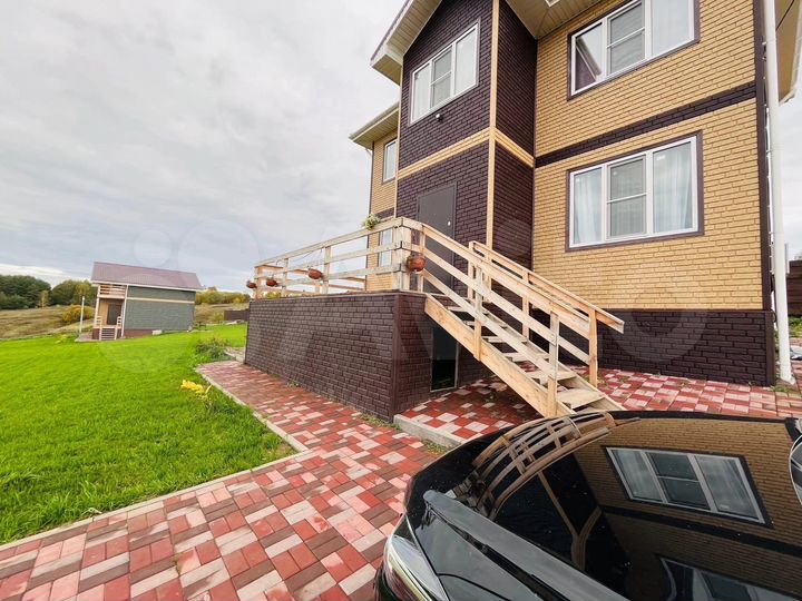 Дом 105 м² на участке 10 сот.