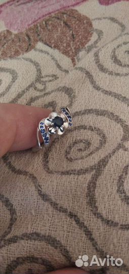 Серебряное кольцо