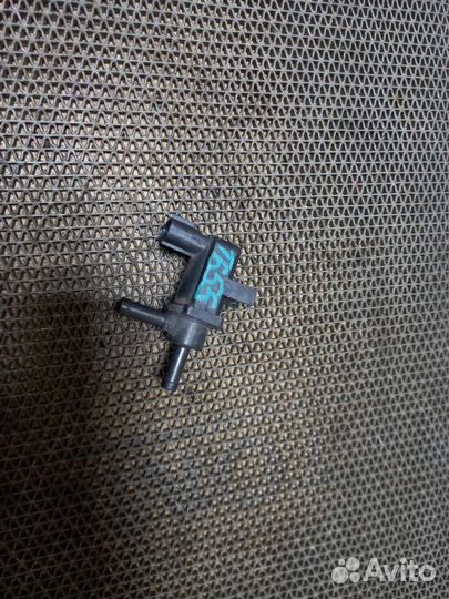 Клапан Toyota Prius NHW20 1NZ-FXE 2004