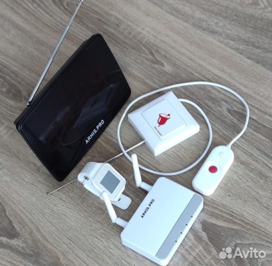 Кнопка вызова персонала для санузлов и туалетов