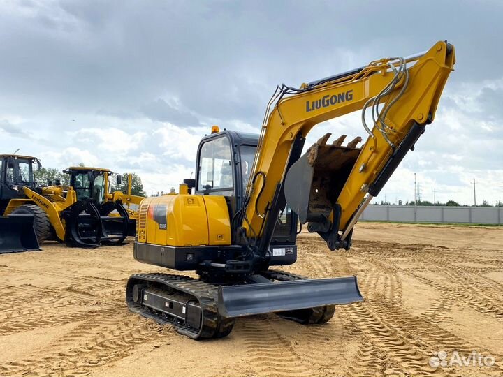 Мини-экскаватор LiuGong CLG906E, 2022