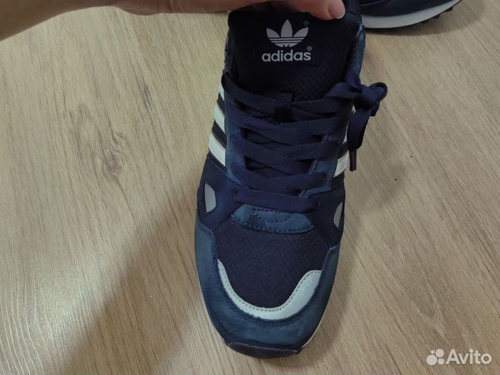 Кроссовки Adidas