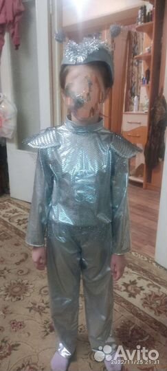 Новогодний костюм инопланетянина