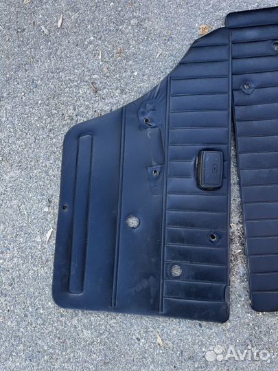 Батоны и дверные карты ваз 2104