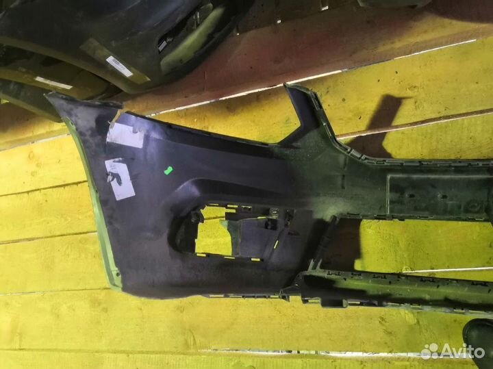 Бампер передний skoda yeti 15 г