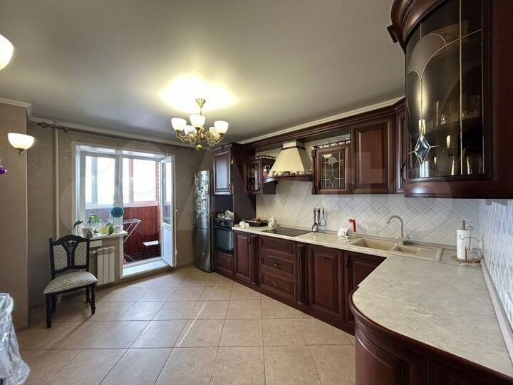 3-к. квартира, 95,2 м², 16/17 эт.