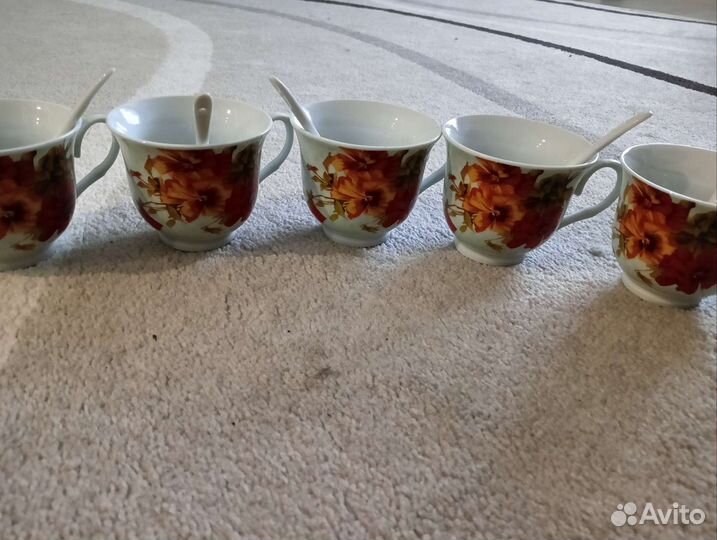 Чашки + фарфоровые ложечки