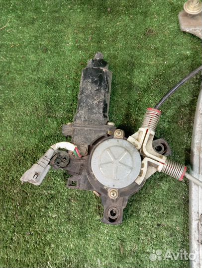 Стеклоподъемник электр. задний левый Toyota Sprint