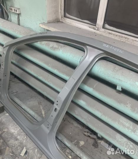 Боковина Лада Х-Рей