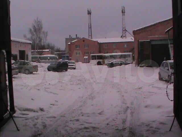 Гараж, > 30 м²