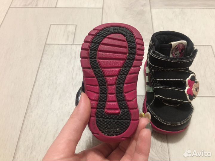 Ботинки для девочки
