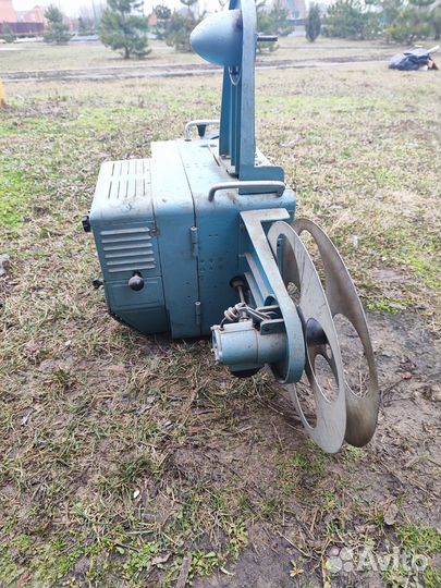 Советский кинопроектор