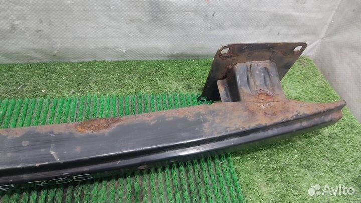 Усилитель бампера заднего Land Rover Freelander 2